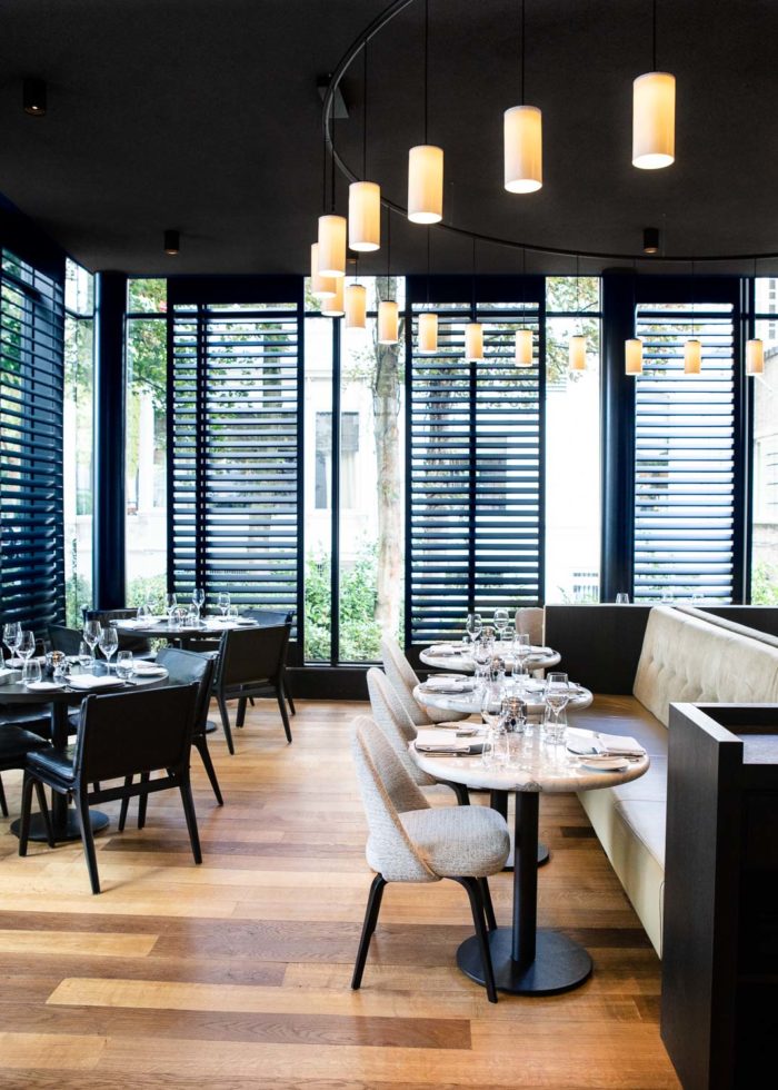 Seats and tables in Coperto Restobar in Zwolle